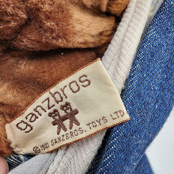 Ganz Bros Wrinkles Brown Dog Hand Puppet 17” Overalls Bone Tag Vintage 1981 - Picture 9 of 11